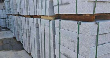 曲靖芝麻白路牙石，路侧石