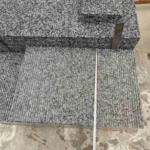 曲靖芝麻黑拉丝面