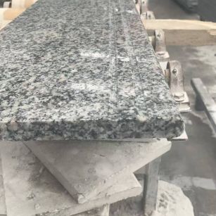 曲靖芝麻白楼梯踏步 芙蓉白