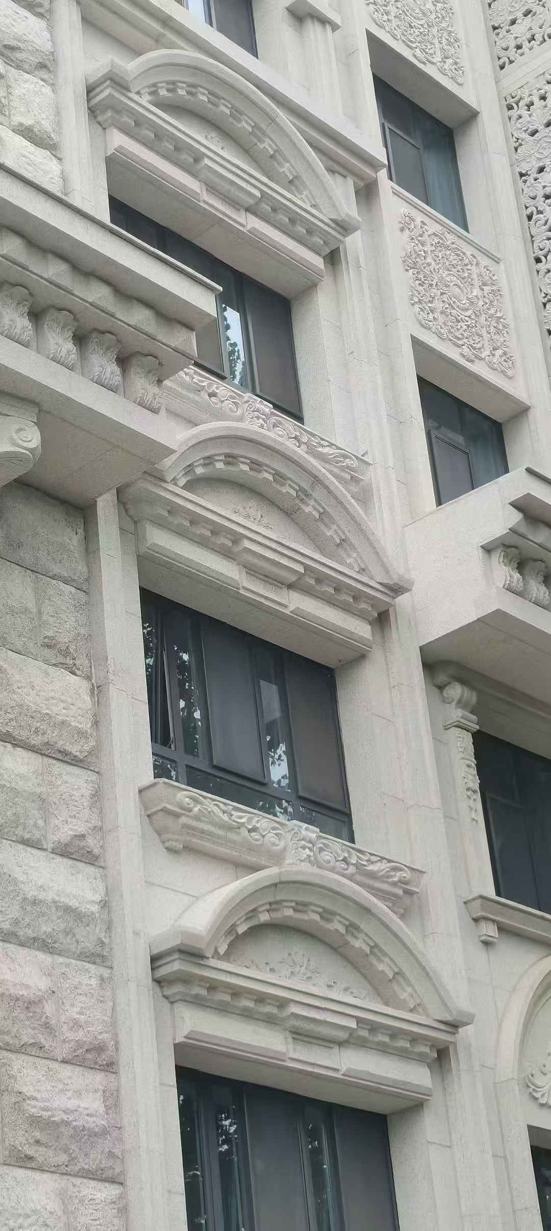 曲靖芝麻白异形 石材异形定制