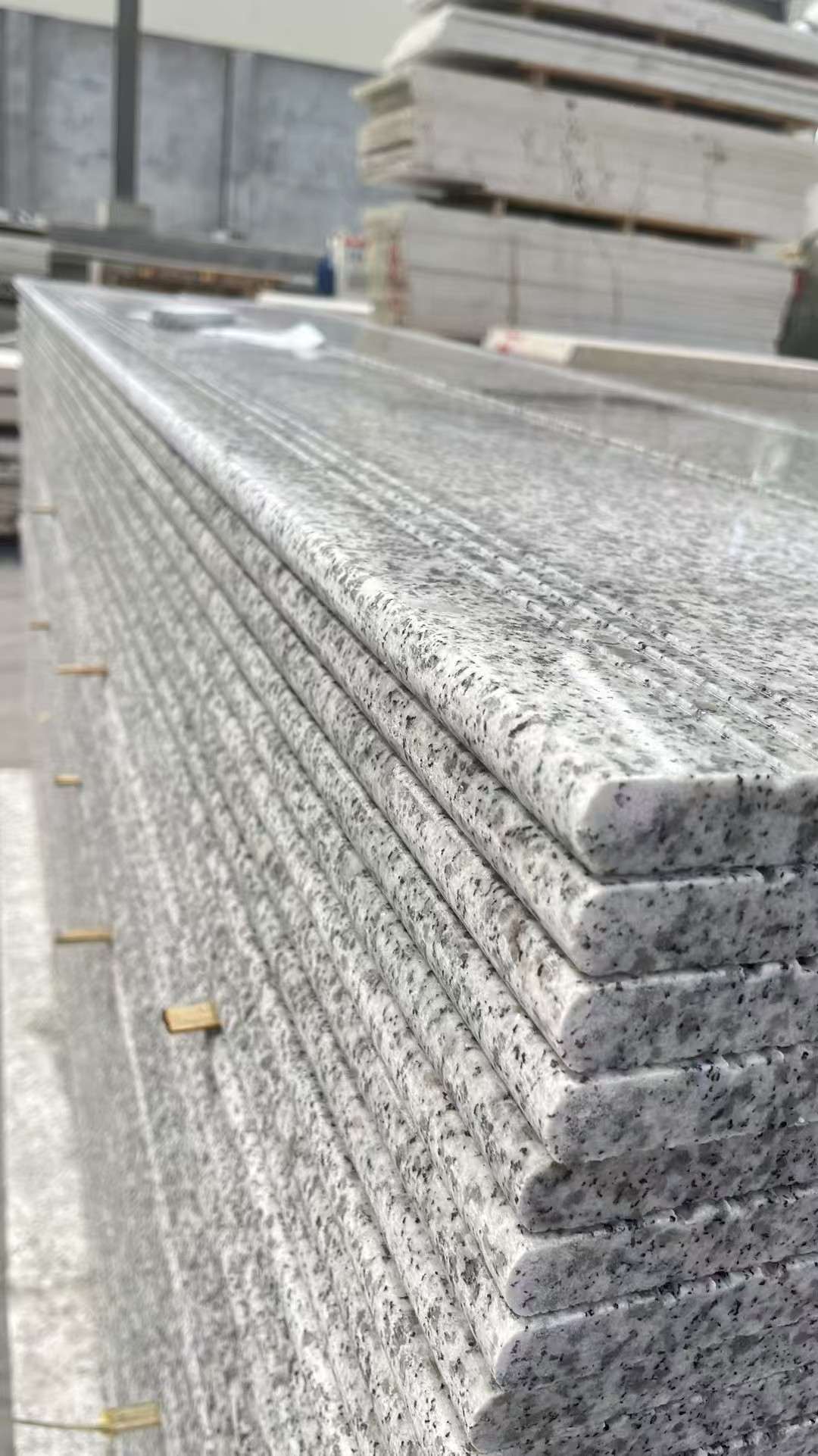 曲靖芝麻白楼梯踏步 花岗岩楼梯板材