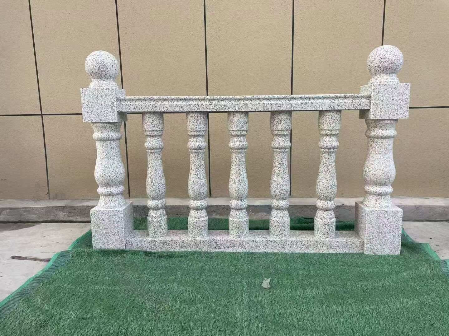 曲靖芝麻白阳台栏杆 花岗岩栏杆